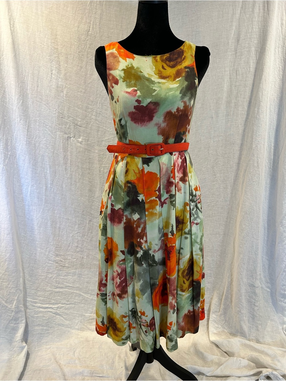 Anthropologie x Eva Franco Sleeveless Floral Midi Dress in Sage with Orange Belt